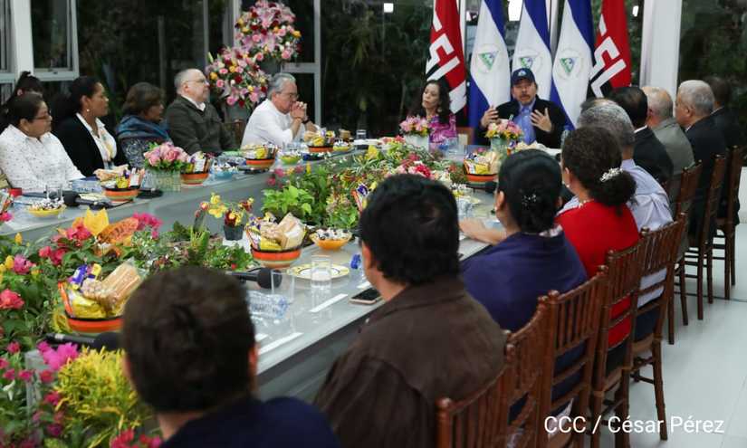 daniel-ortega-homenaje-tomas-borge